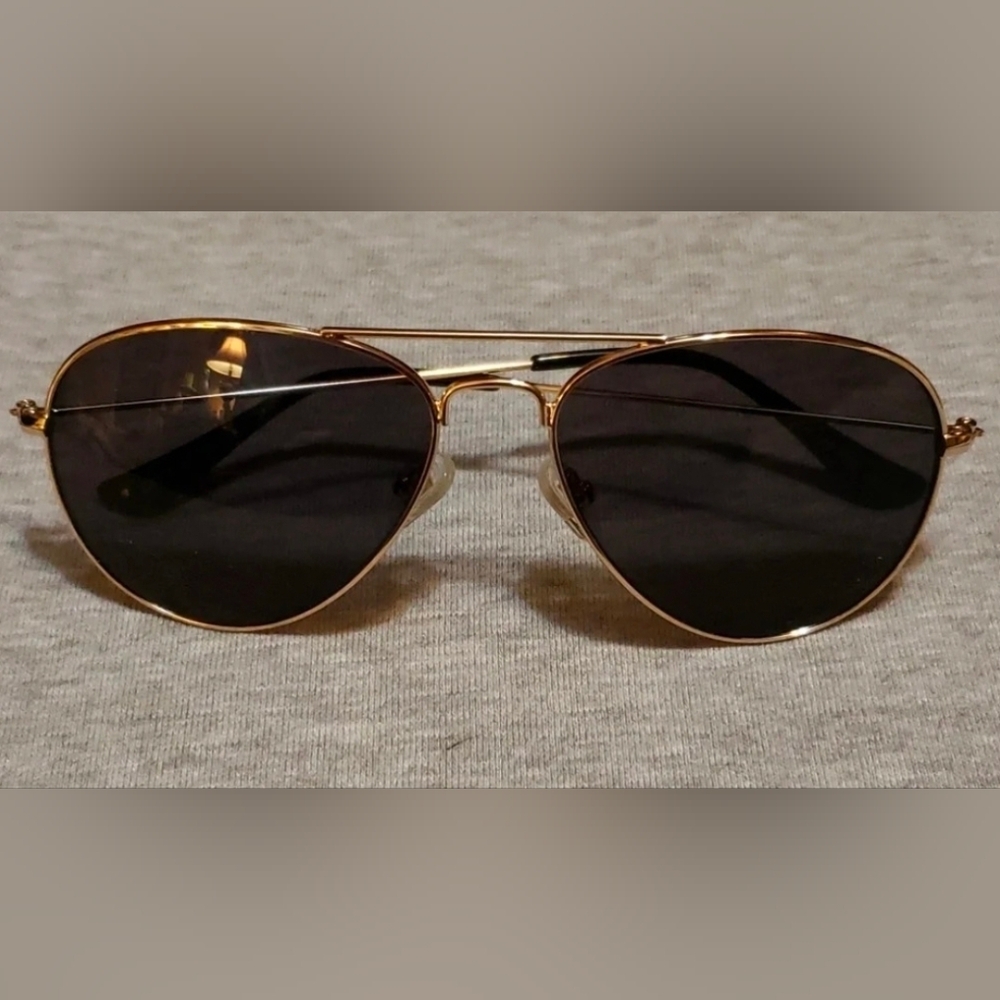 Diff Unisex Gold Aviator Sunglasses